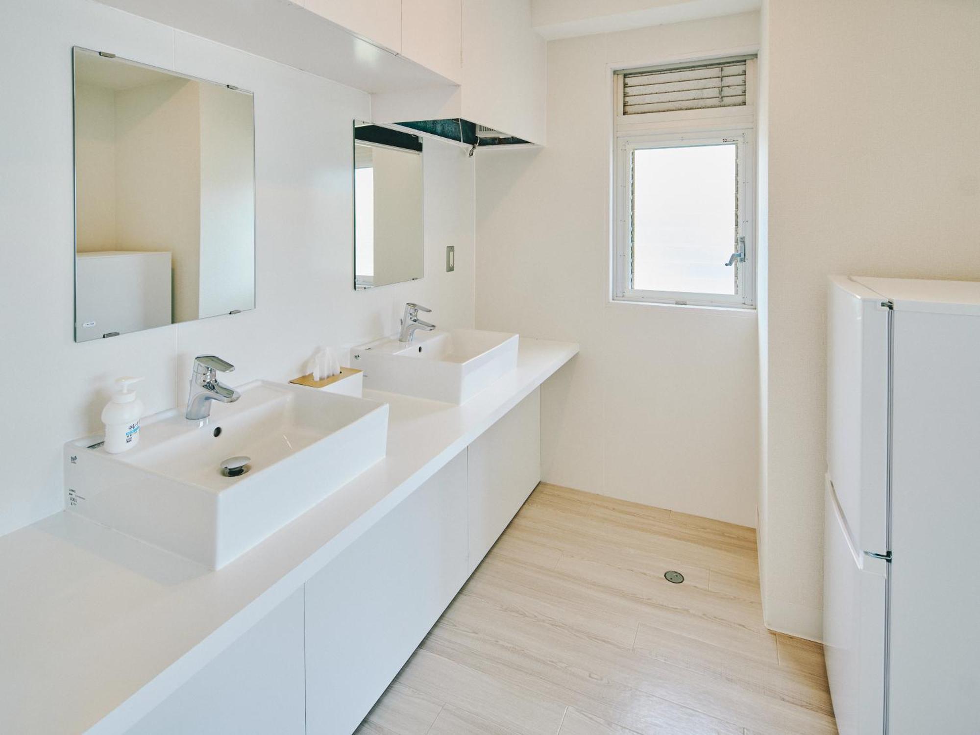 Guest Living Mu Nanki Shirahama Appartement Buitenkant foto
